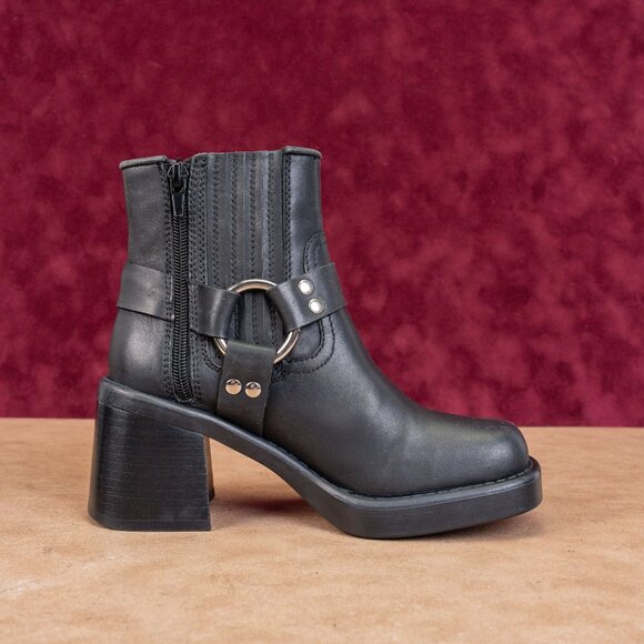 Jeffrey Campbell Women Operator Black Leather Moto Biker Ankle Boots sz 5 - Picture 8 of 8